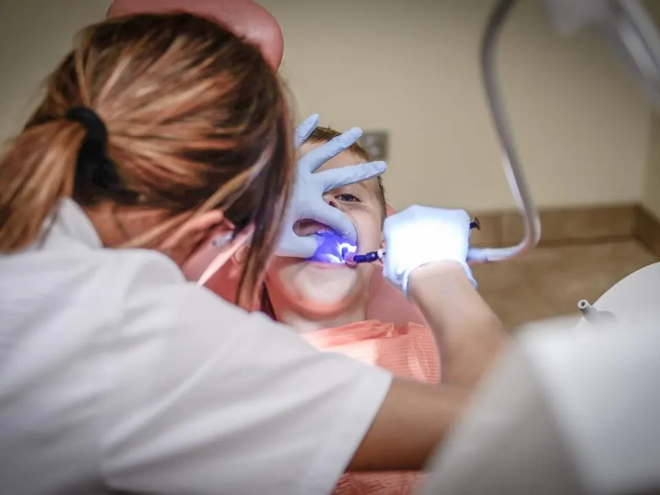 Revisión dental en la consulta